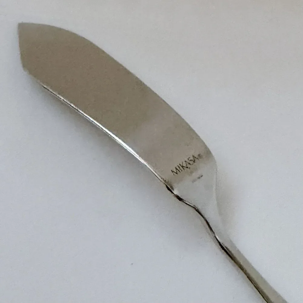 1pc MIKASA Hamilton Butter Knife 7” Stainless 18/10 Glossy Plain Round Tip